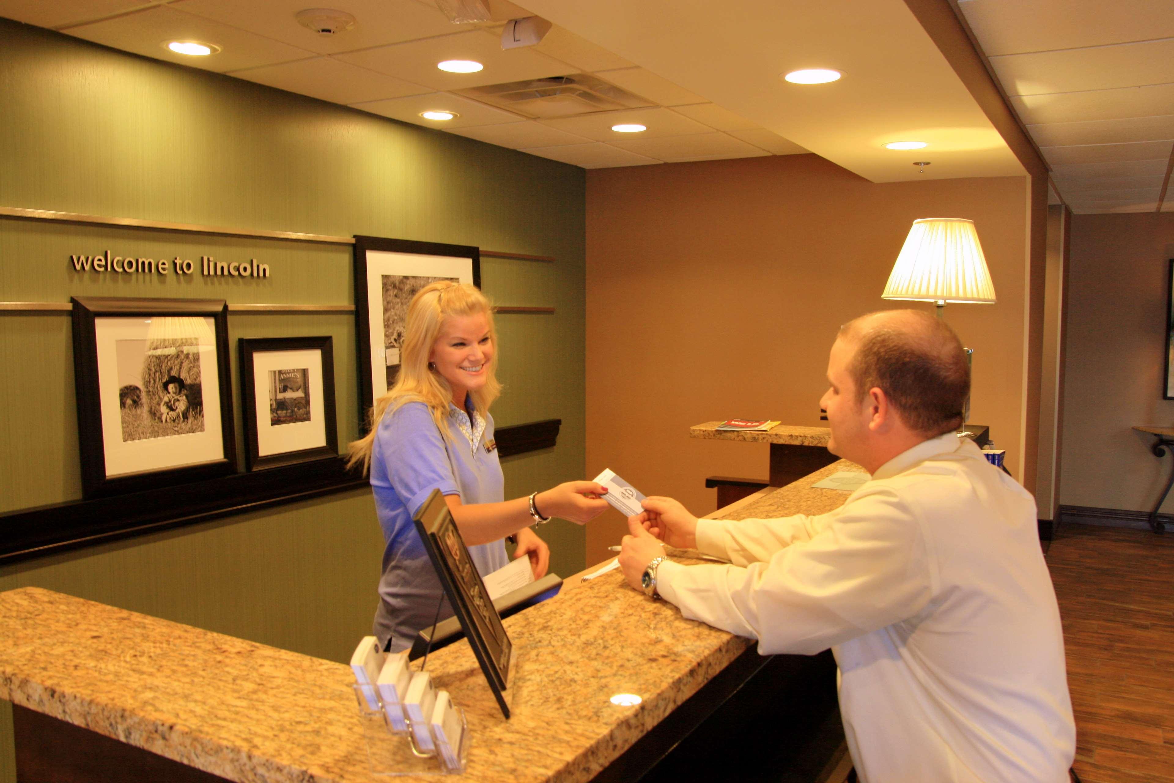 Hampton Inn And Suites - Lincoln Northeast Інтер'єр фото
