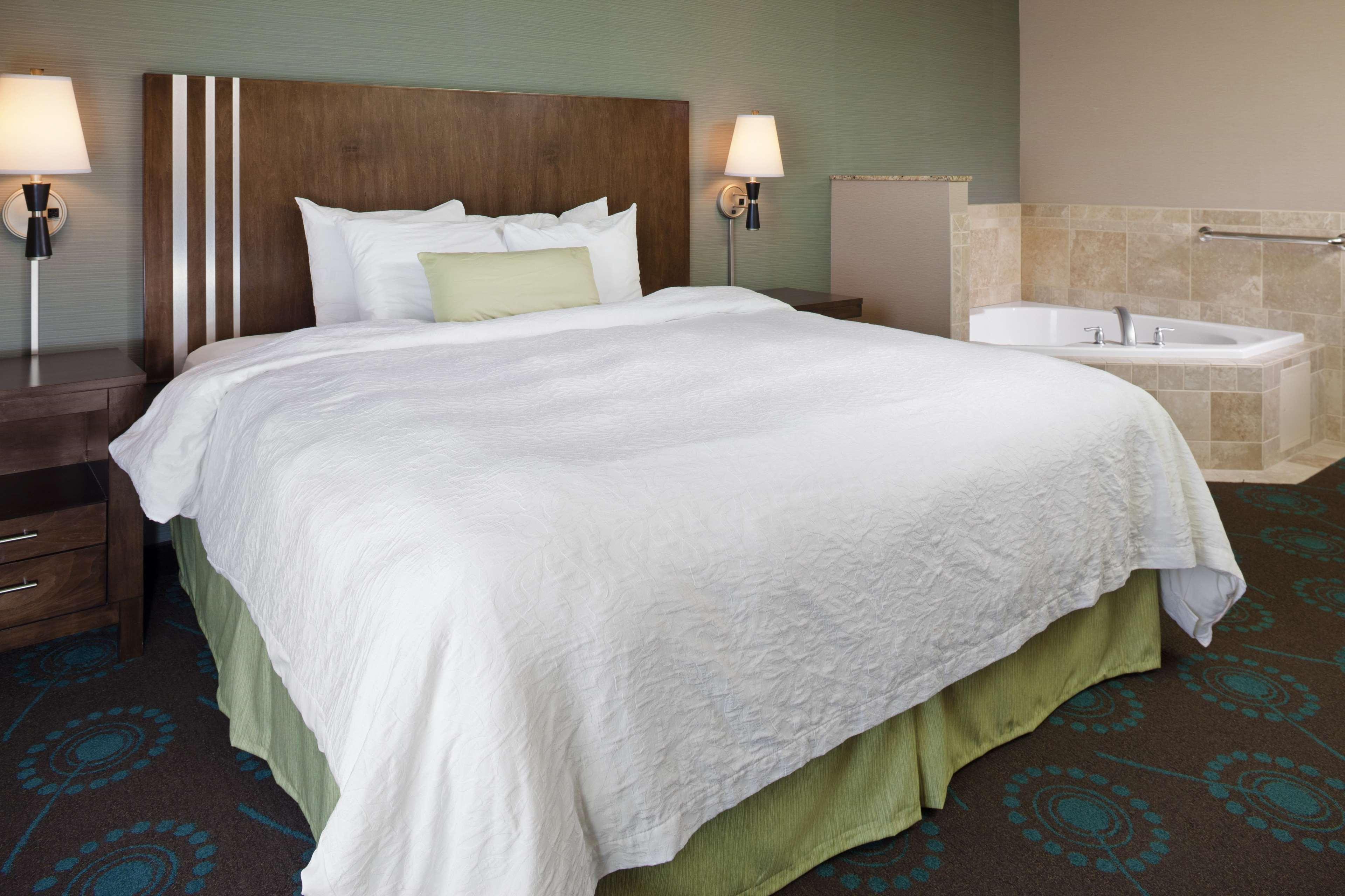 Hampton Inn And Suites - Lincoln Northeast Номер фото