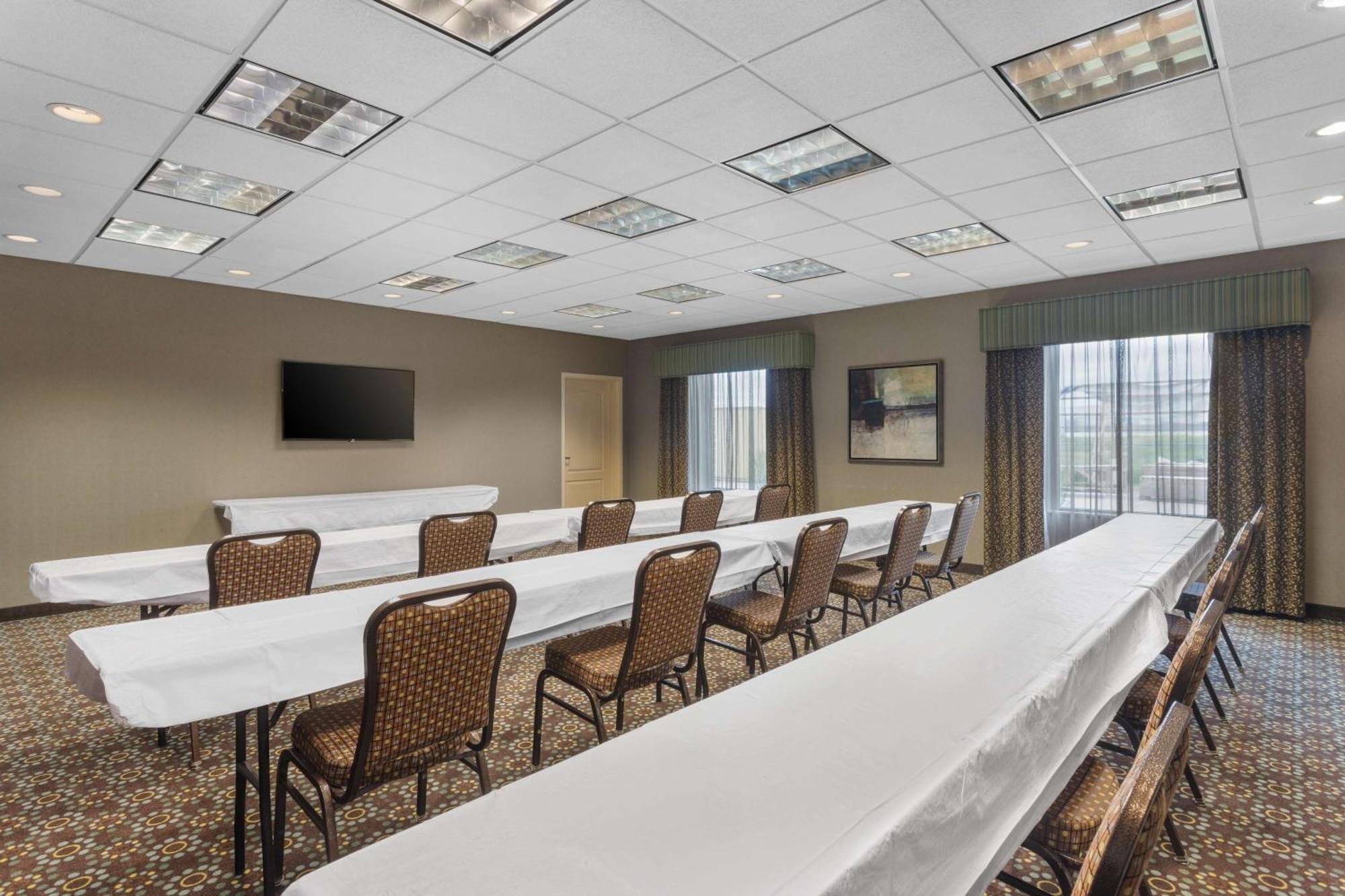 Hampton Inn And Suites - Lincoln Northeast Екстер'єр фото
